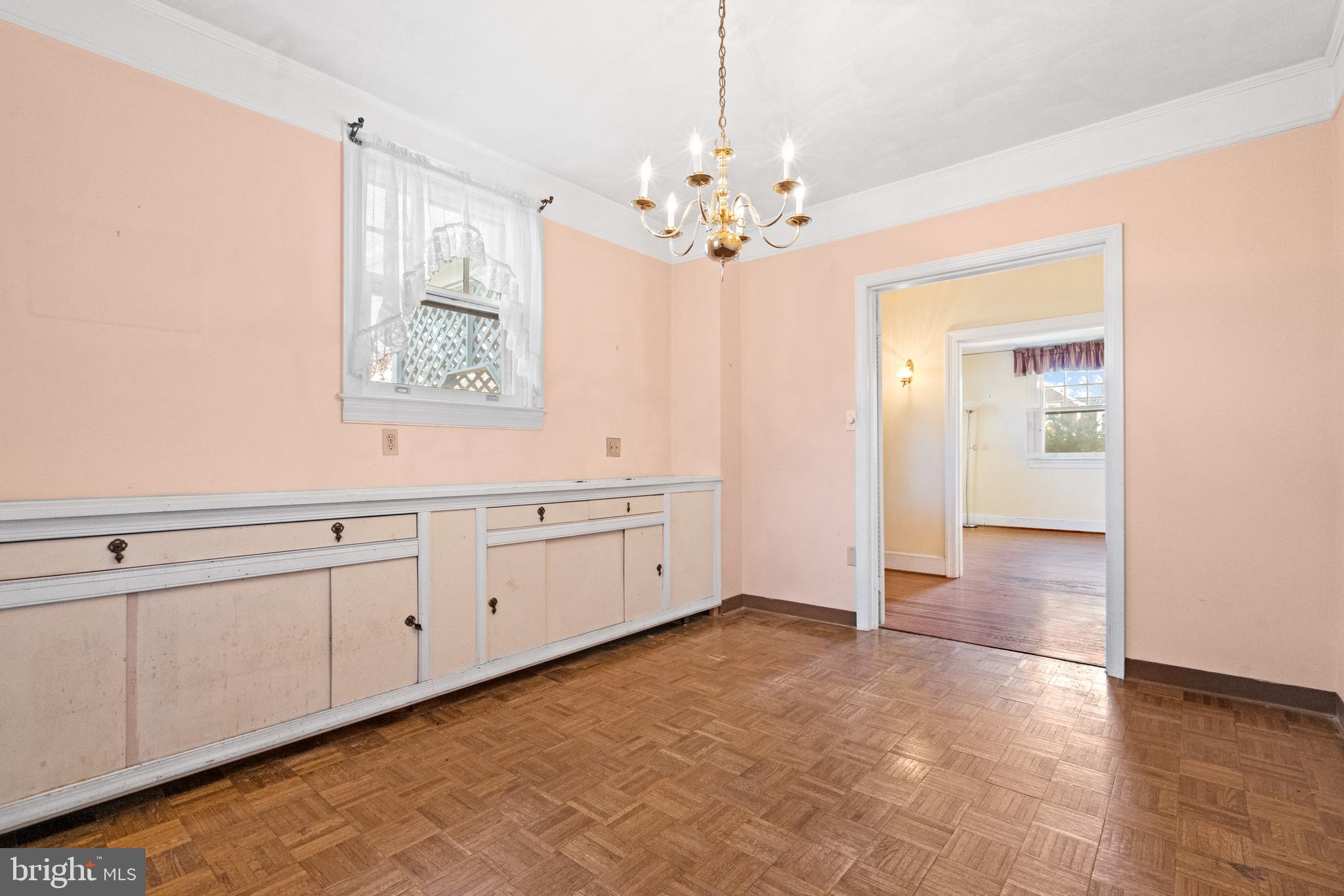 SHIRLEY WOODS - Residential