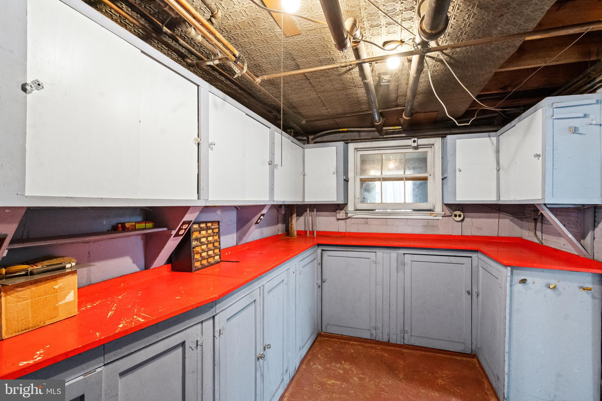 SHIRLEY WOODS - Residential