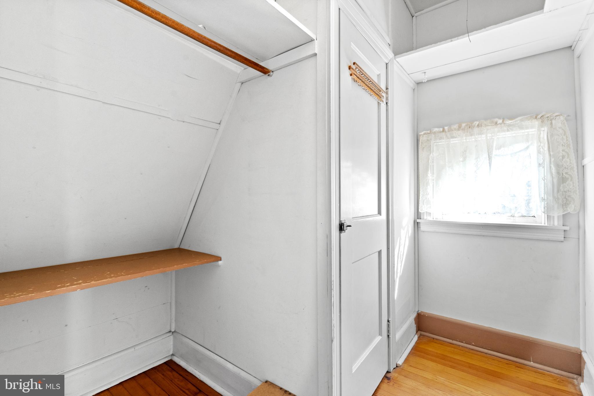 SHIRLEY WOODS - Residential