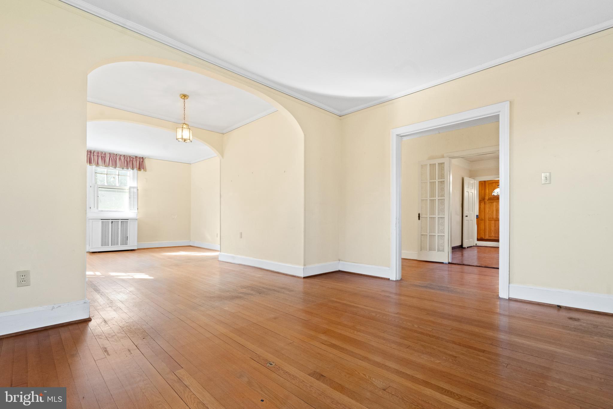 SHIRLEY WOODS - Residential