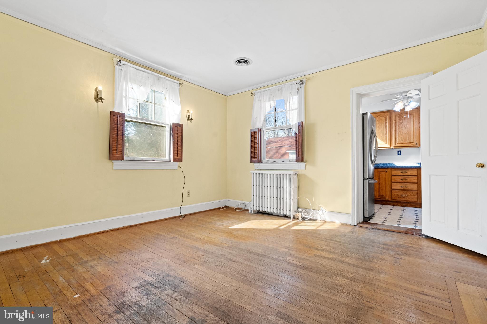 SHIRLEY WOODS - Residential