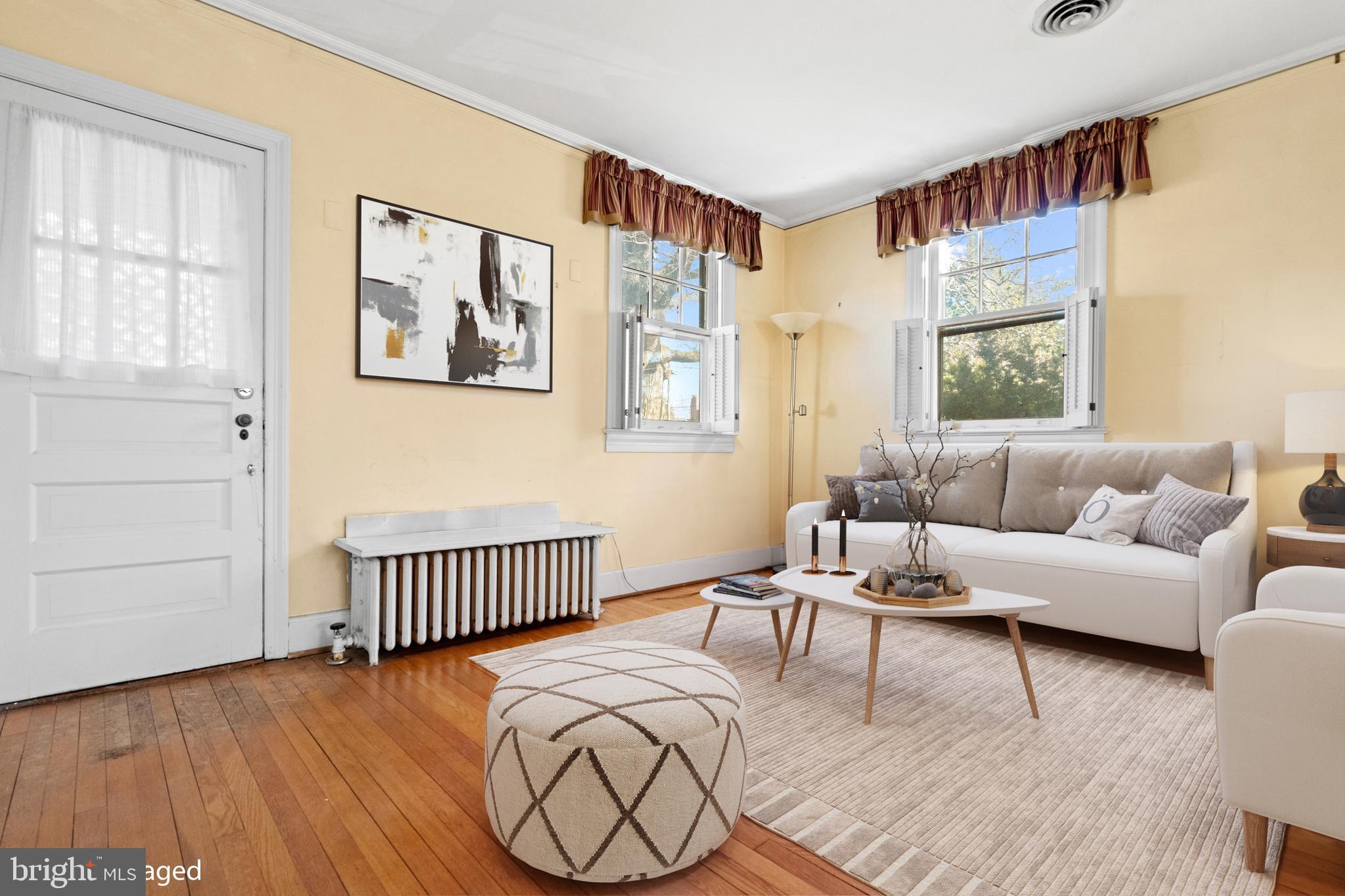 SHIRLEY WOODS - Residential