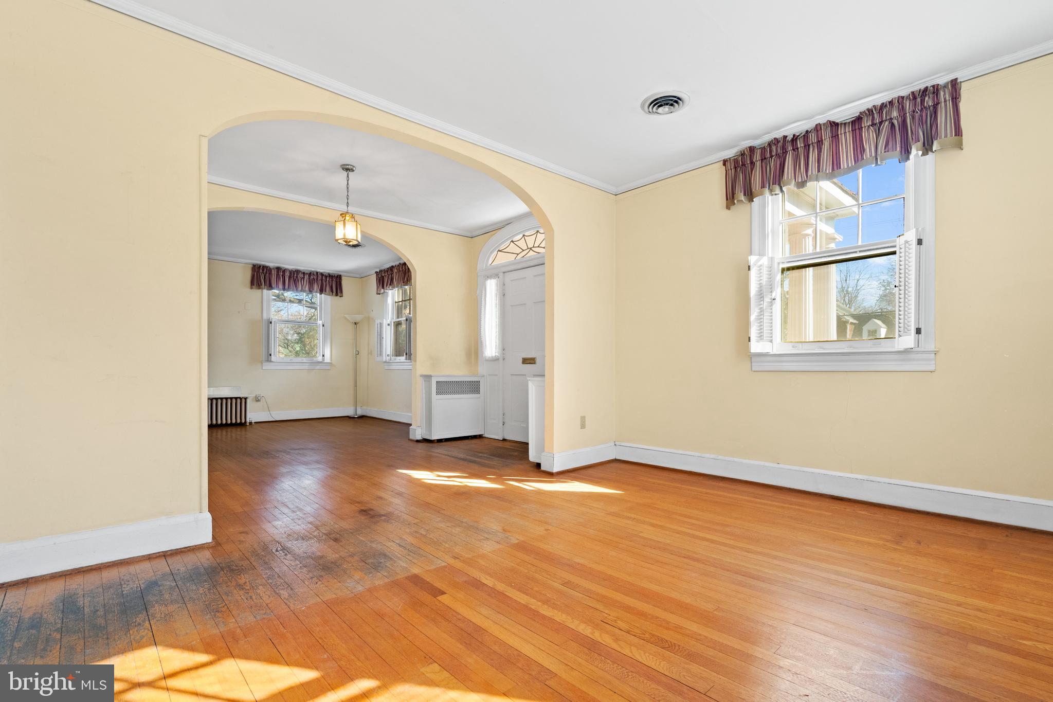 SHIRLEY WOODS - Residential