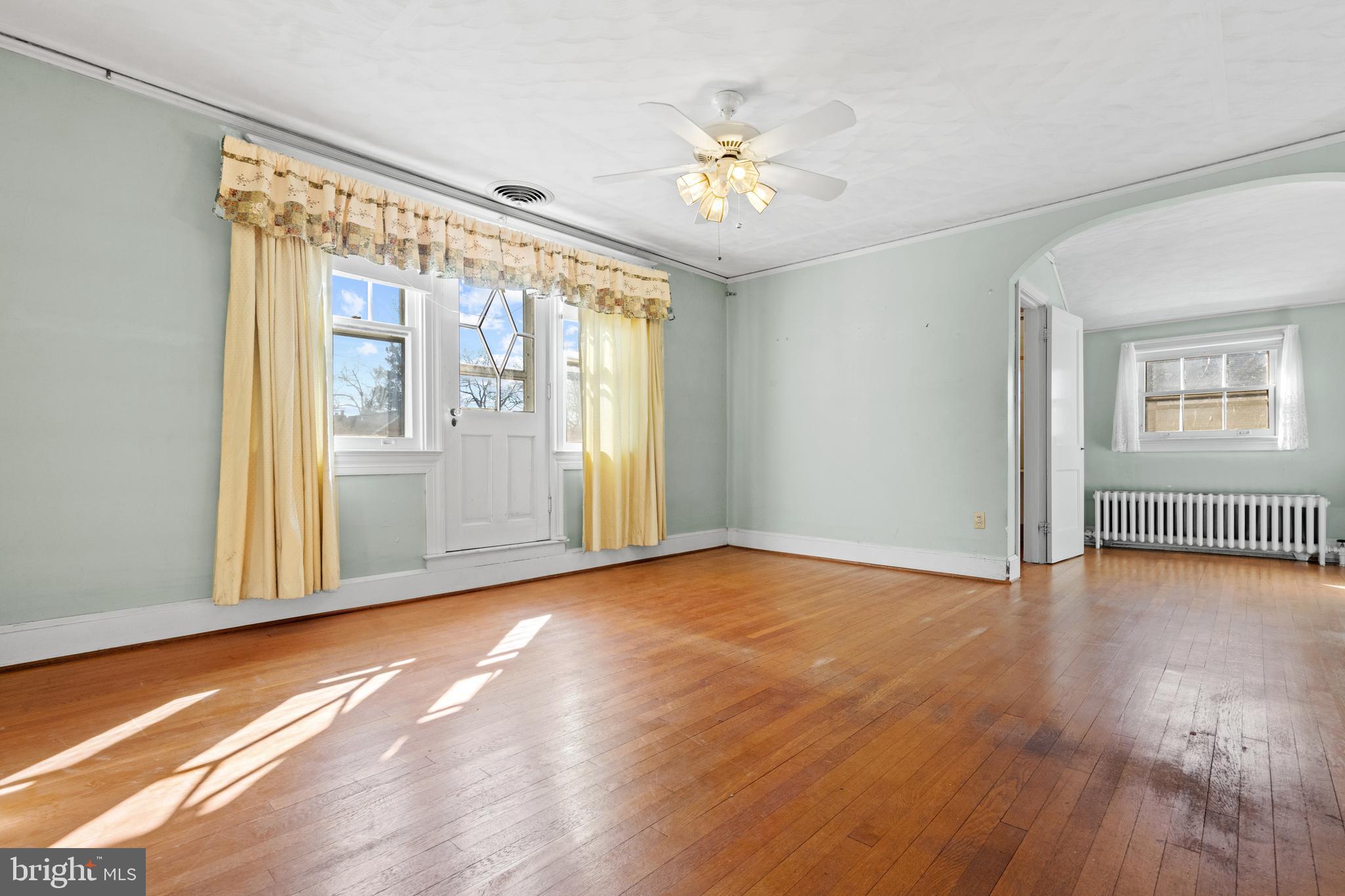 SHIRLEY WOODS - Residential