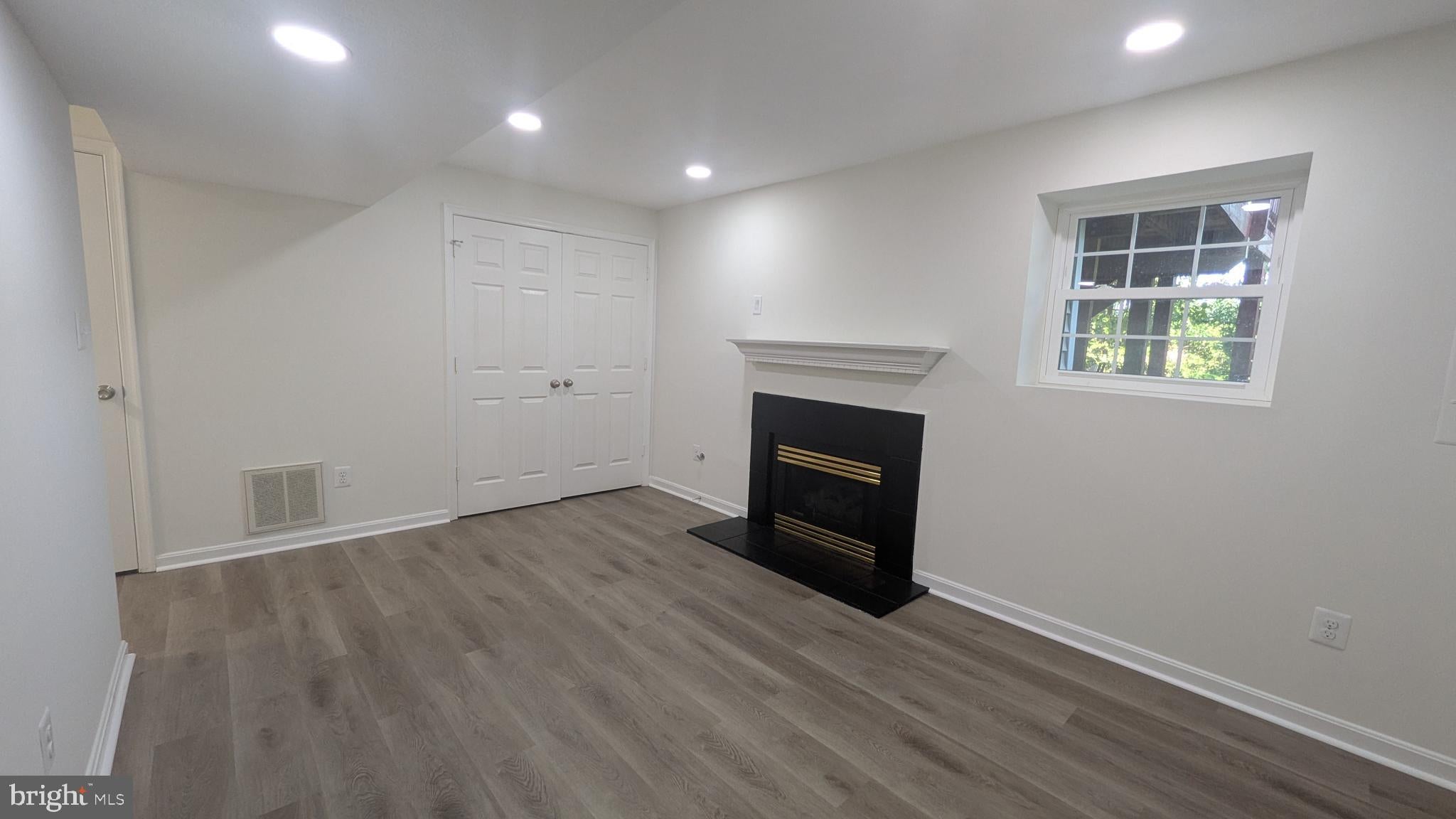 9233 JESSICA DRIVE