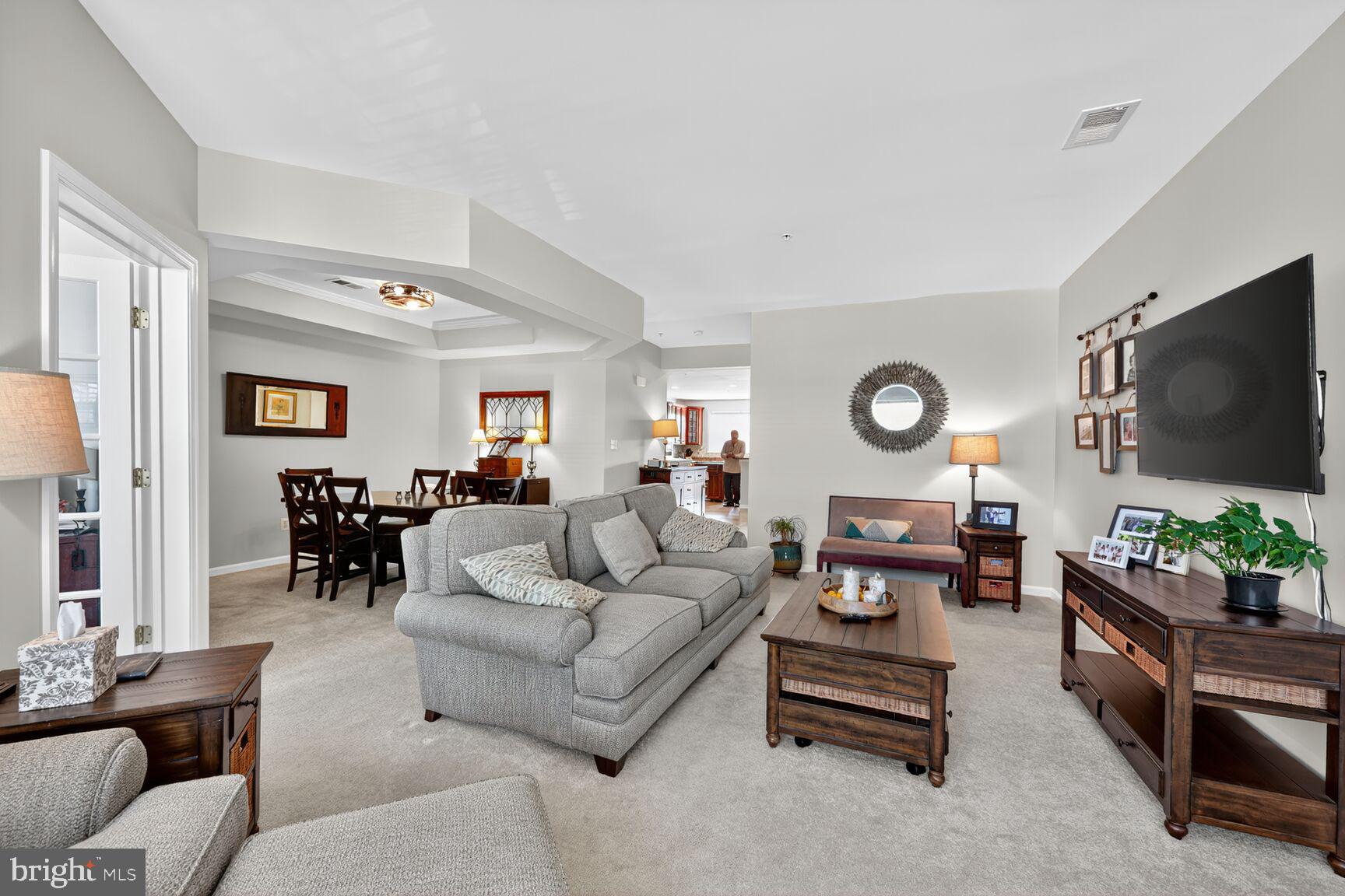 TOWNES CONDOMINIUMS - Residential