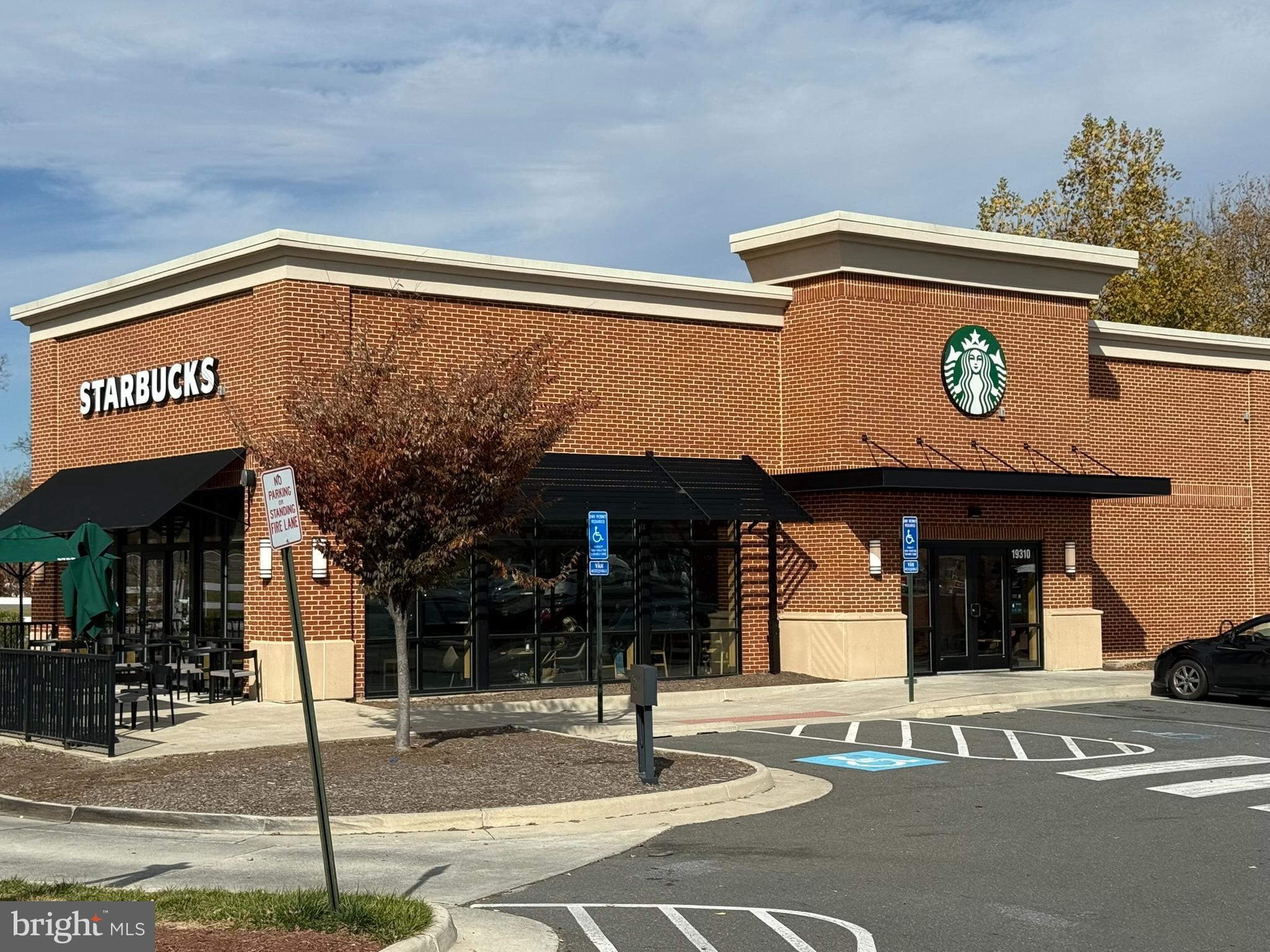 TOWNES CONDOMINIUMS - Residential