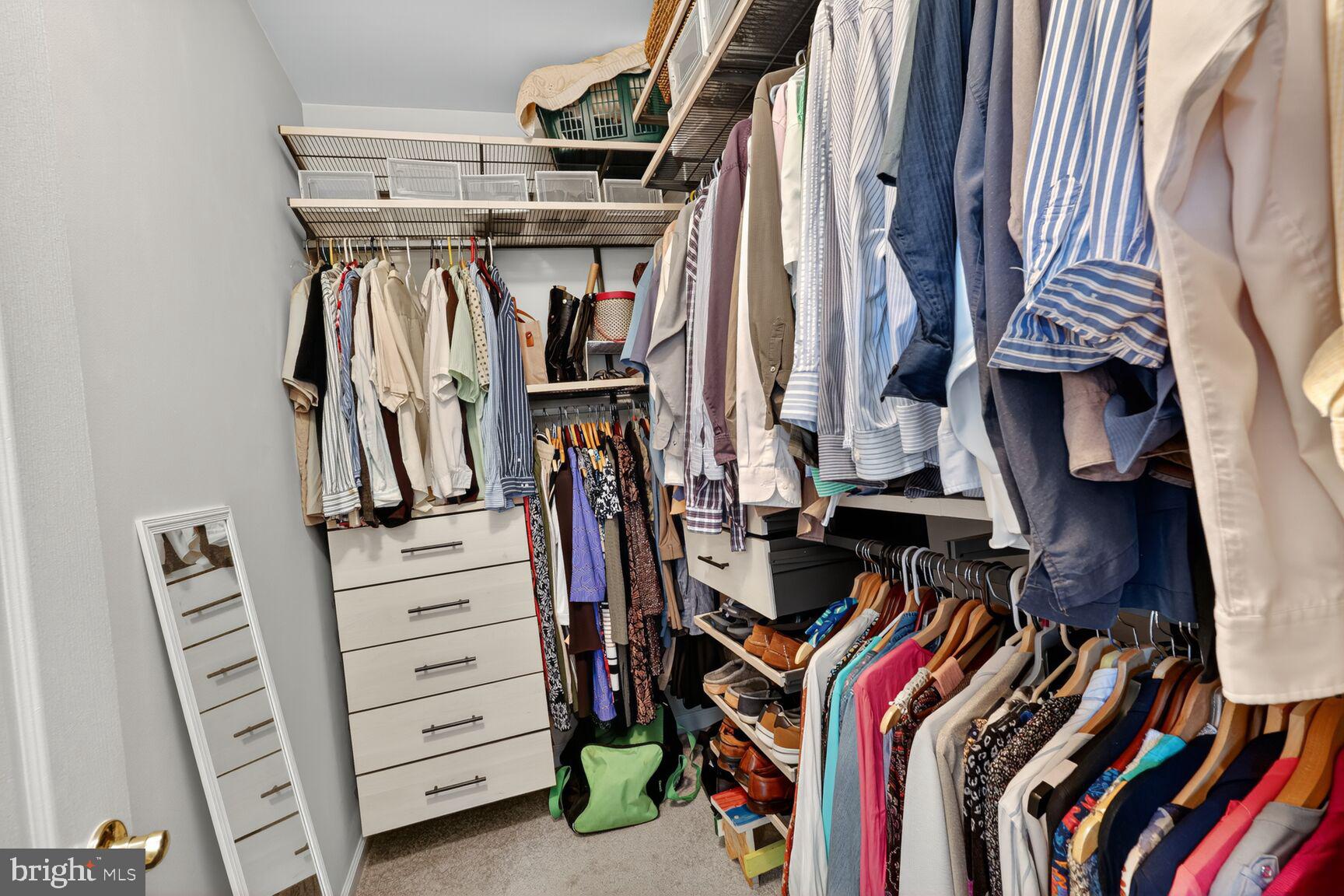 TOWNES CONDOMINIUMS - Residential