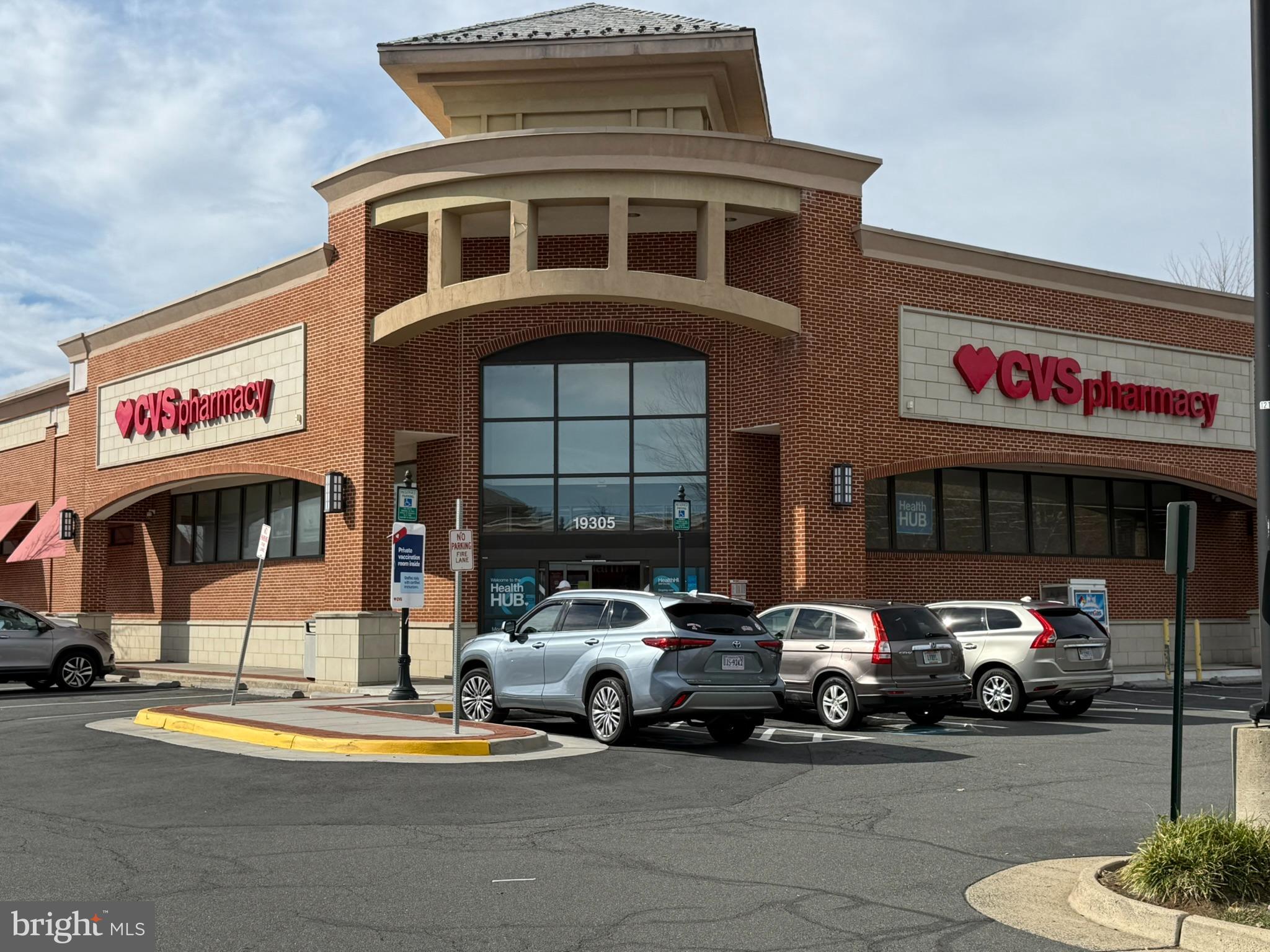 TOWNES CONDOMINIUMS - Residential