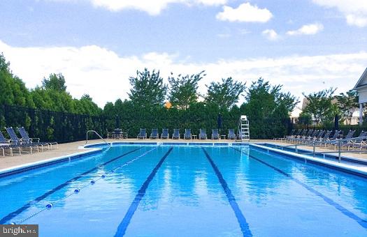 TOWNES CONDOMINIUMS - Residential