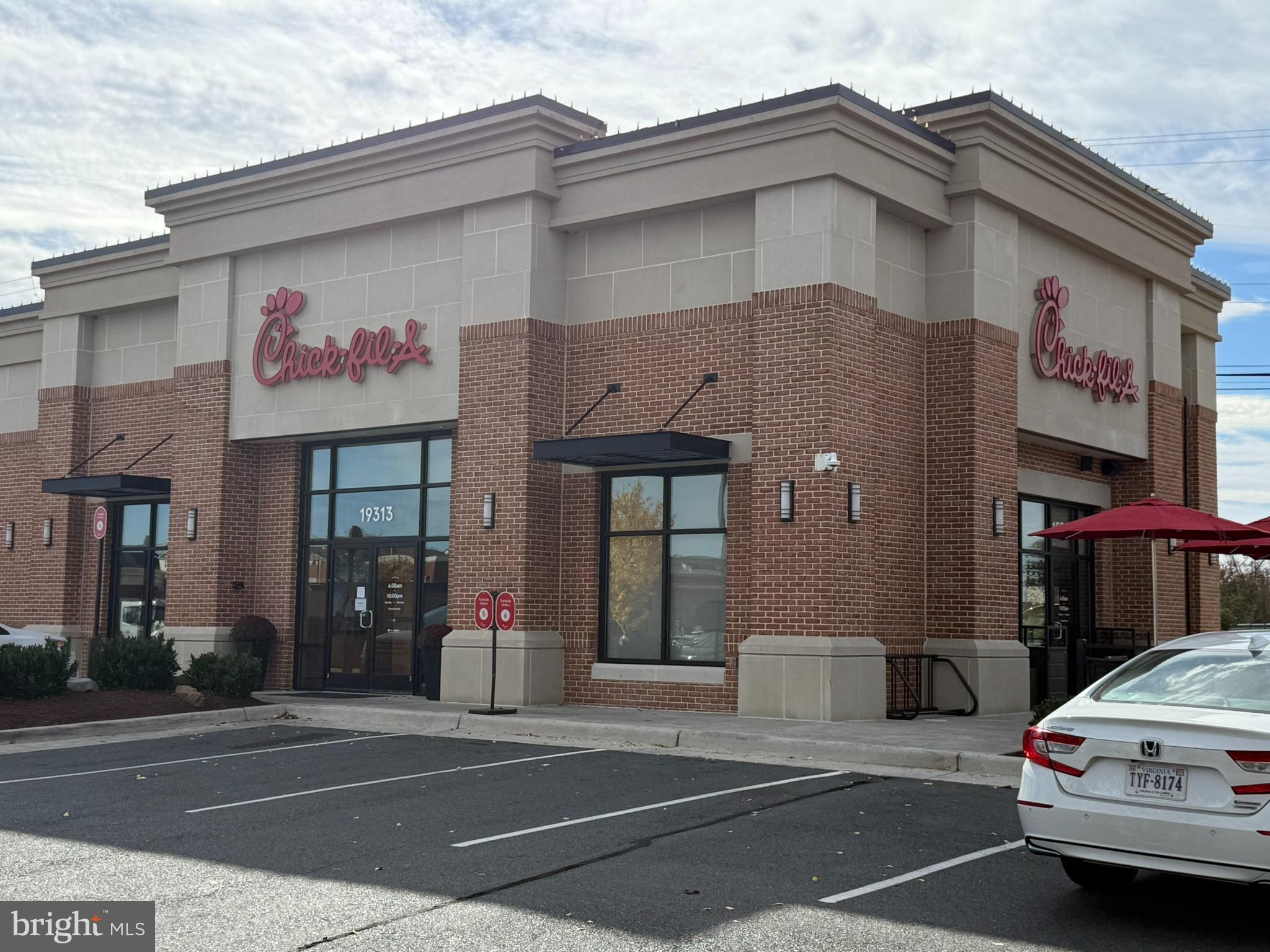 TOWNES CONDOMINIUMS - Residential