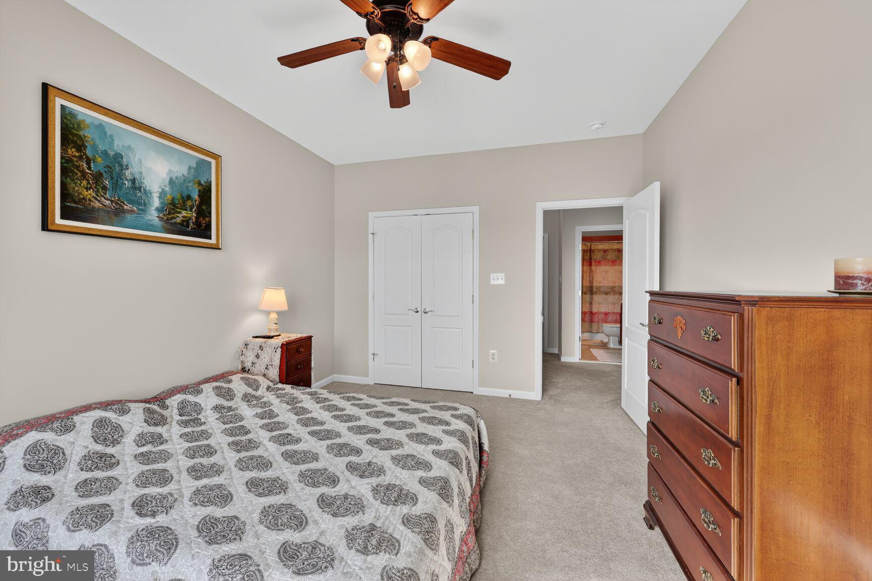 TOWNES CONDOMINIUMS - Residential