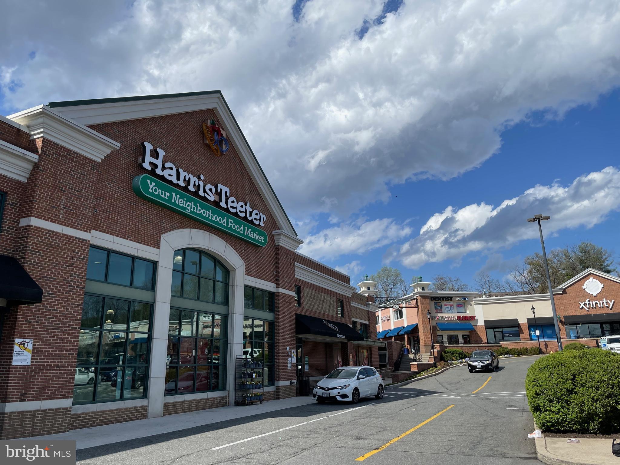 HALLMARK - Residential Lease