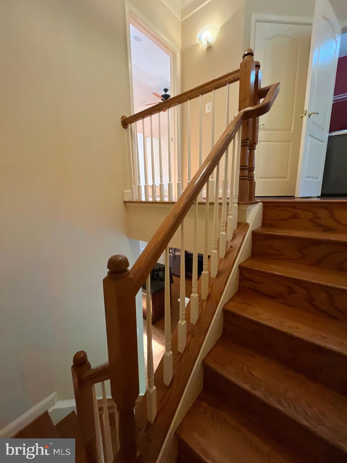 FAIRFAX CENTER LANDBAY - Residential Lease