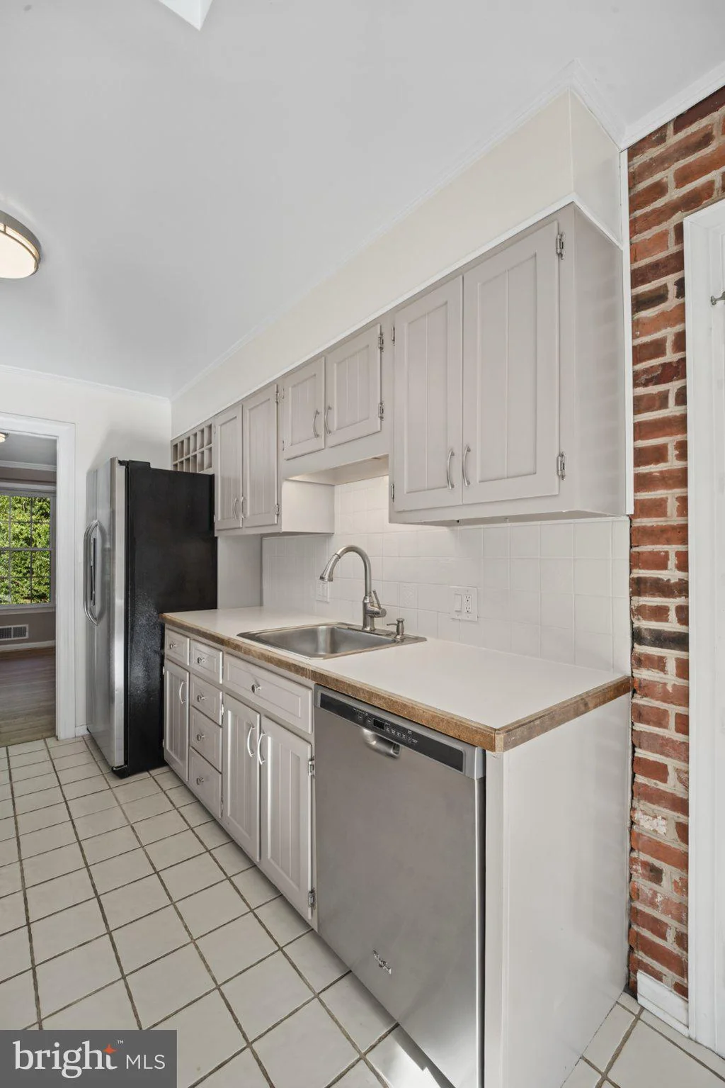 517 Highgate Terrace, Silver Spring, MD 20904 photo 2