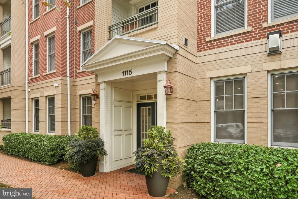 Photo of 1115 Cameron Street #215, ALEXANDRIA, VA 22314 (MLS # VAAX2050368)