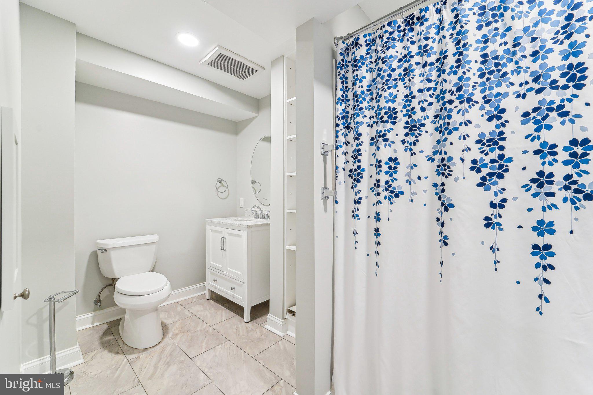 VILLAGE OF HICKORY RIDGE - Residential