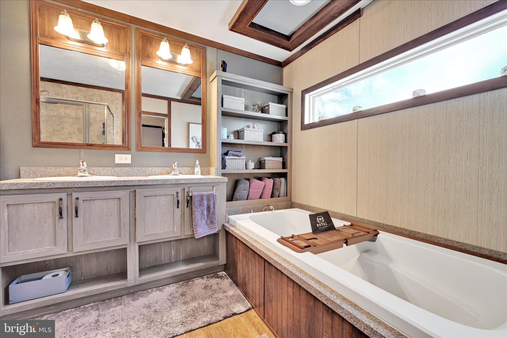 SOUTH HEIDELBERG - Residential