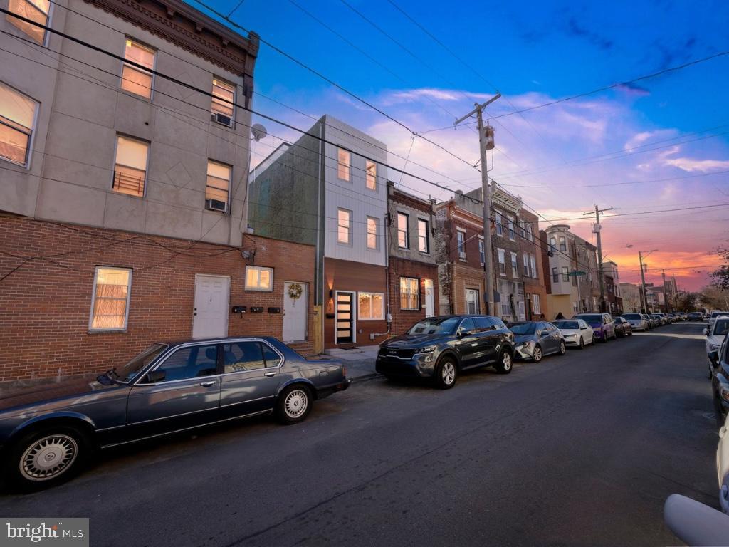 PASSYUNK SQUARE - Residential