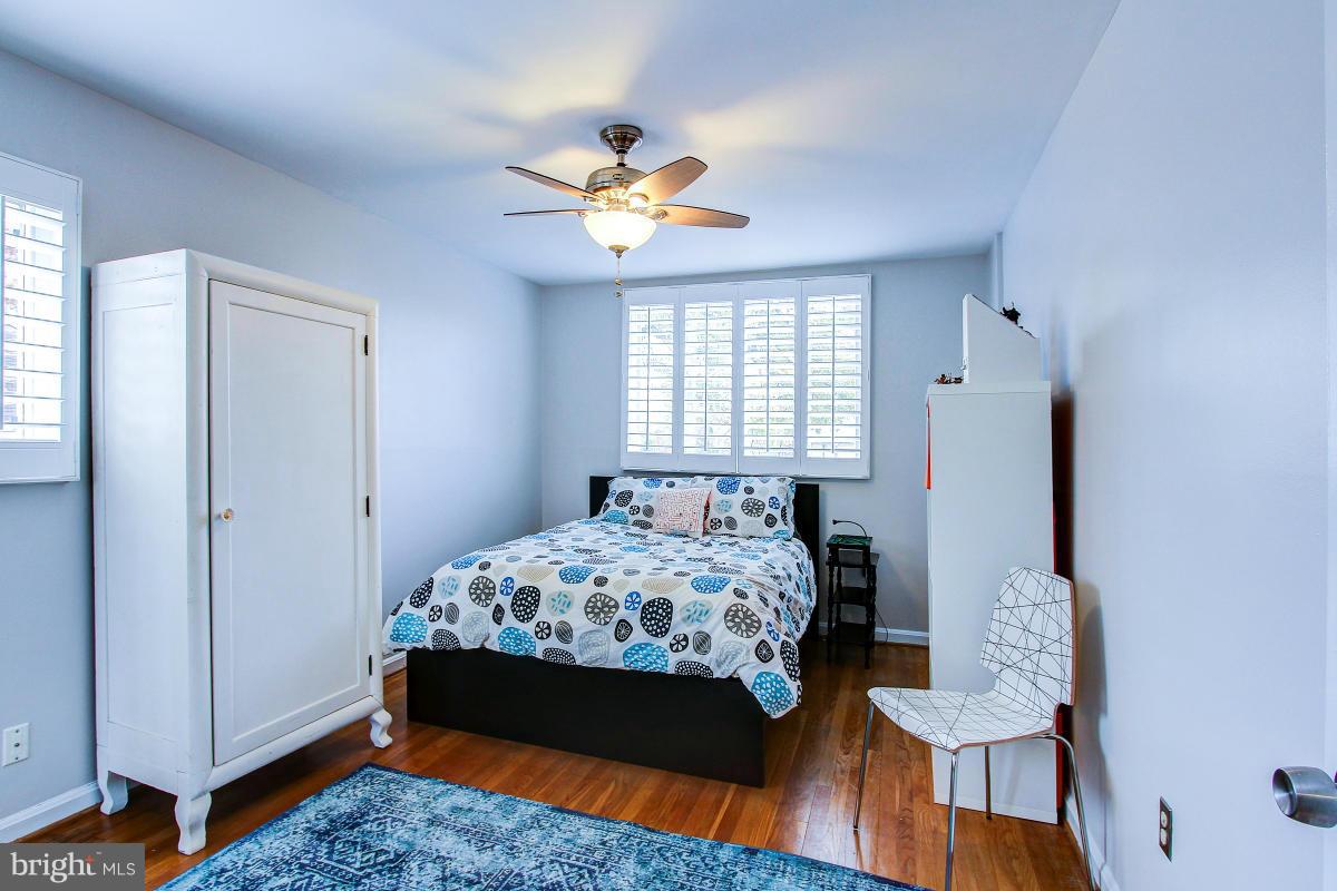 SOUTH FOUR CORNERS - Residential