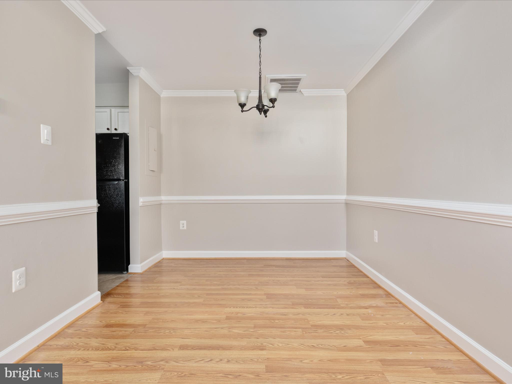 STONINGTON ARTERY - Residential