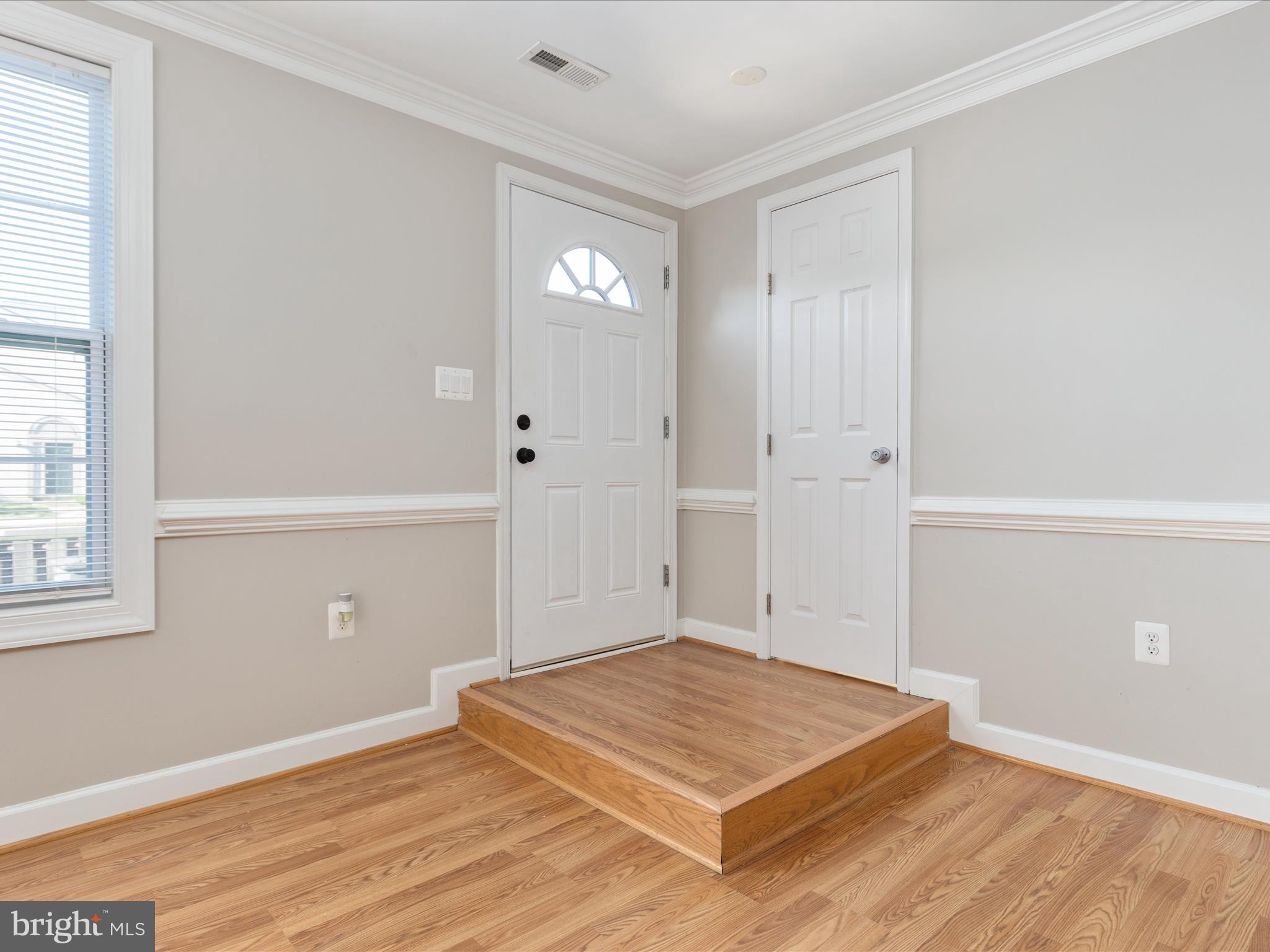 10462 PARADISE COURT