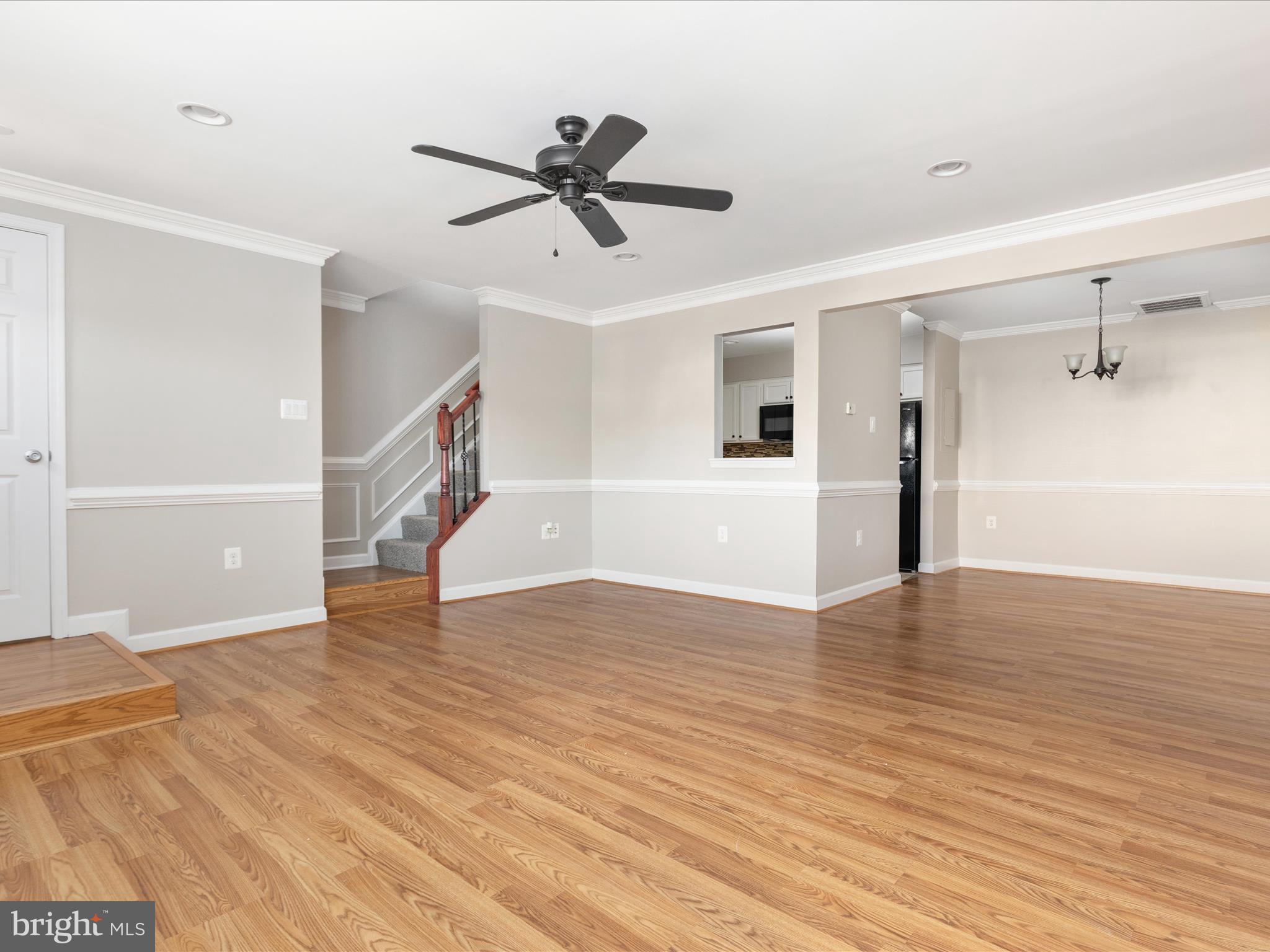 STONINGTON ARTERY - Residential