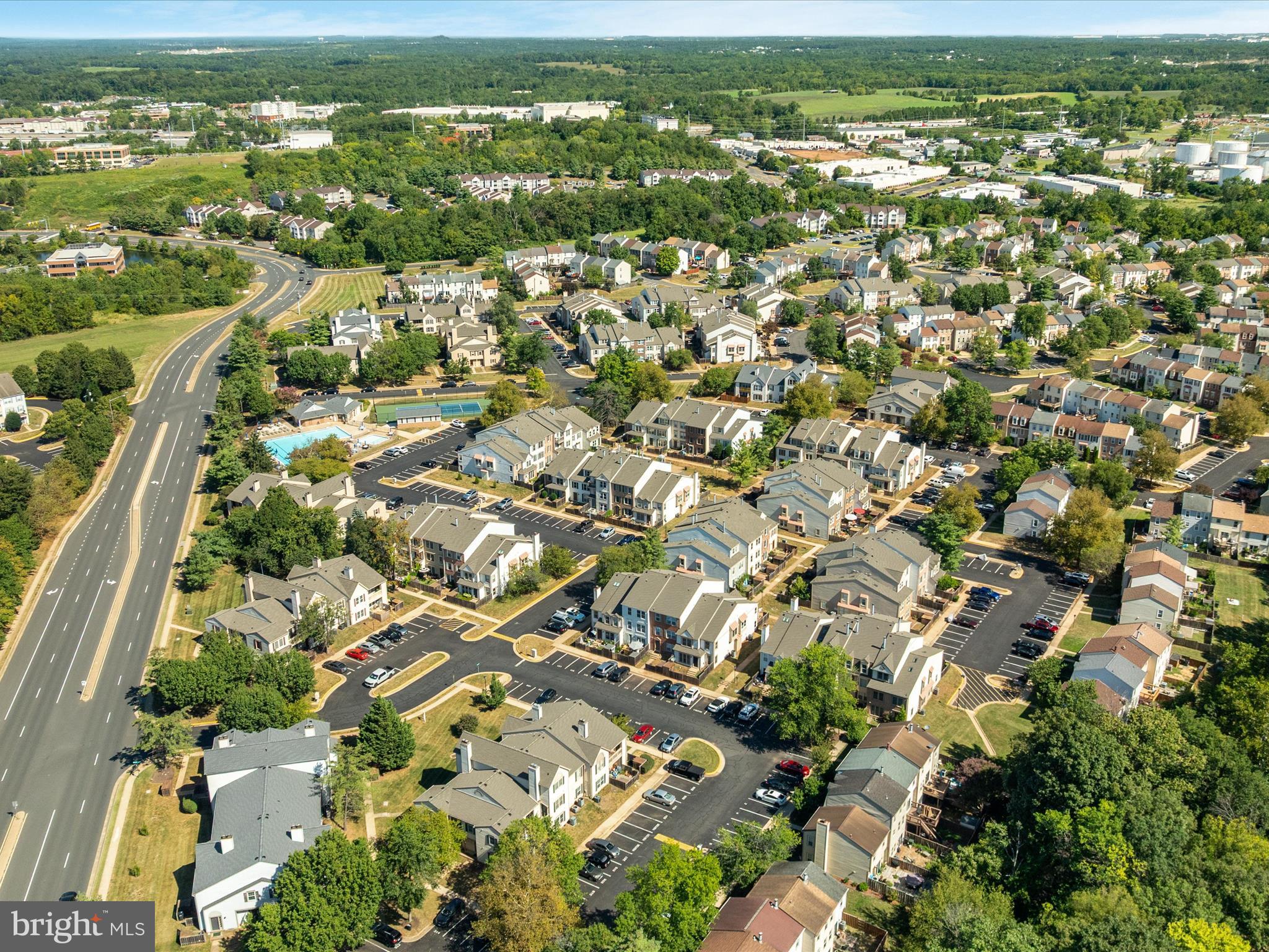 STONINGTON ARTERY - Residential