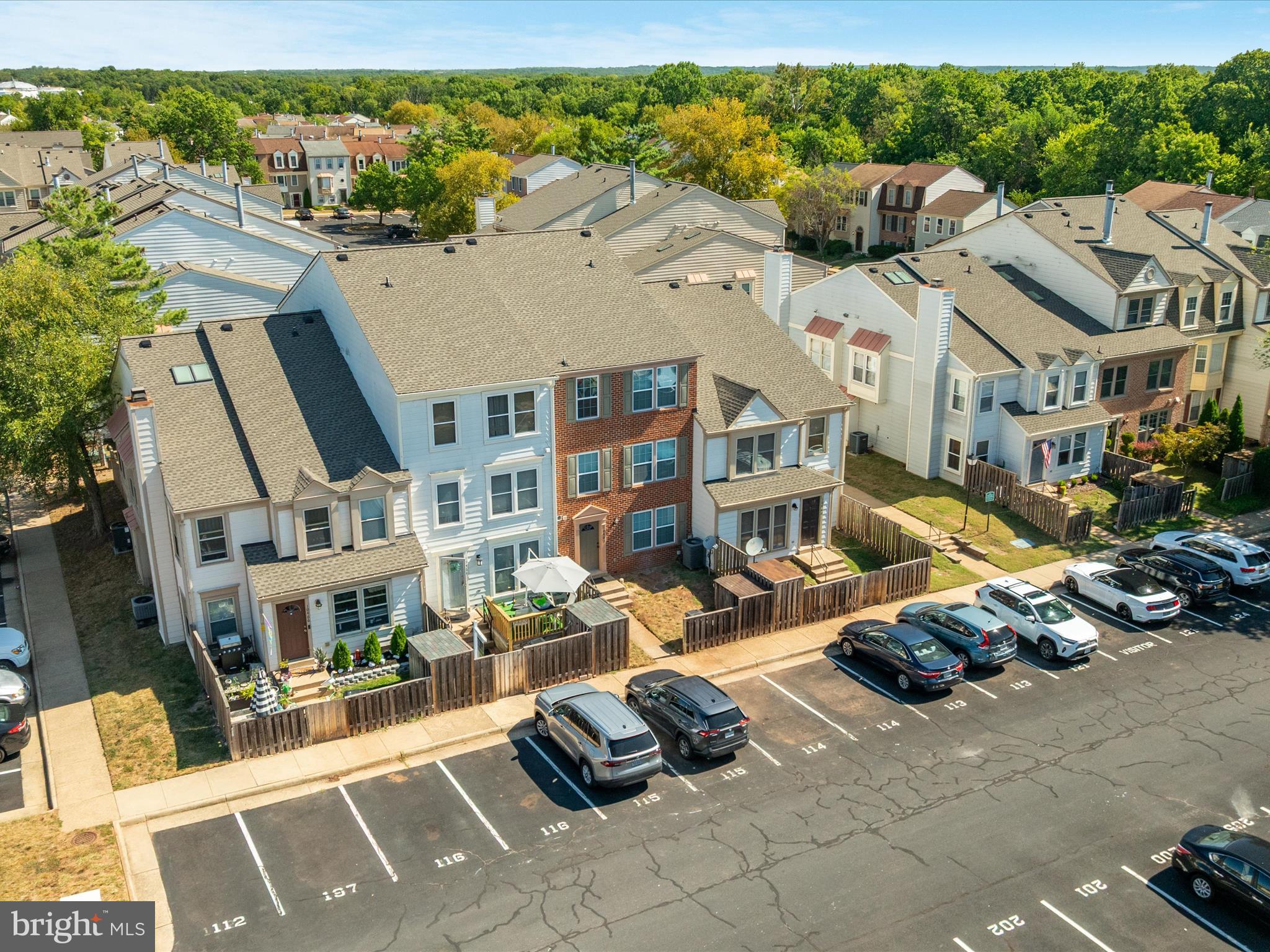 STONINGTON ARTERY - Residential