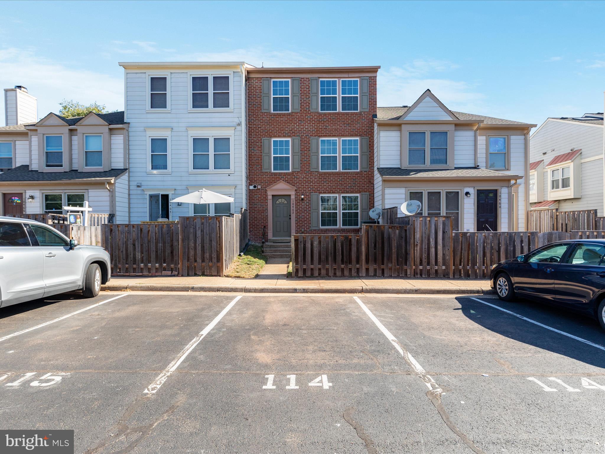 STONINGTON ARTERY - Residential