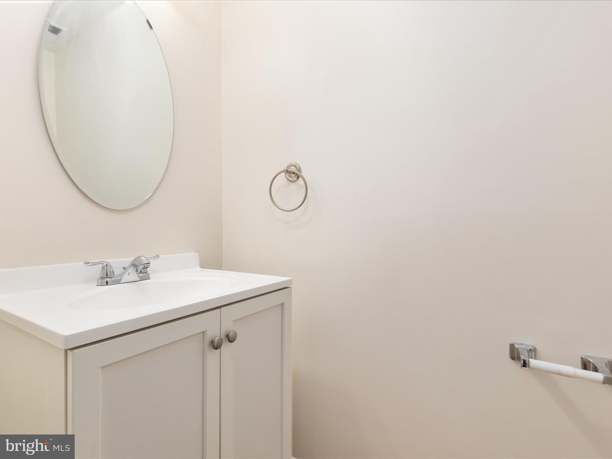 STONINGTON ARTERY - Residential