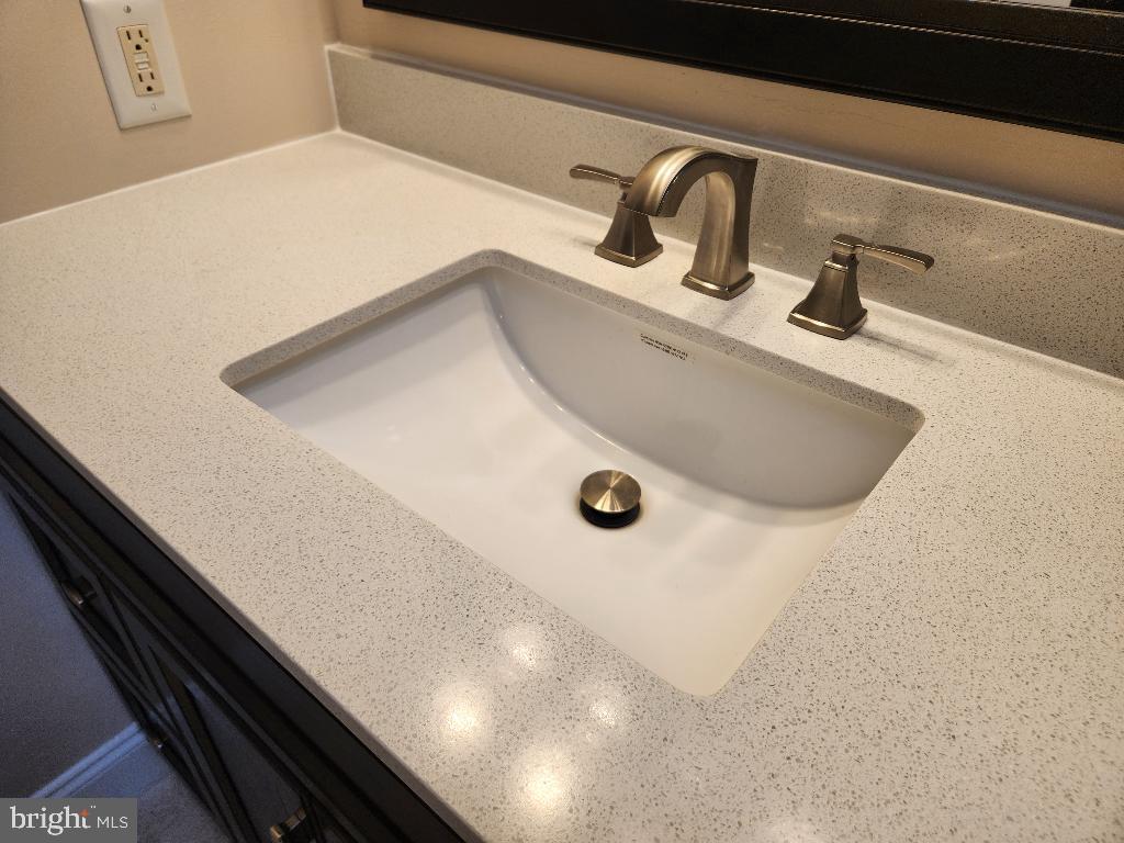 HILLSIDE FARM ESTATES - Residential