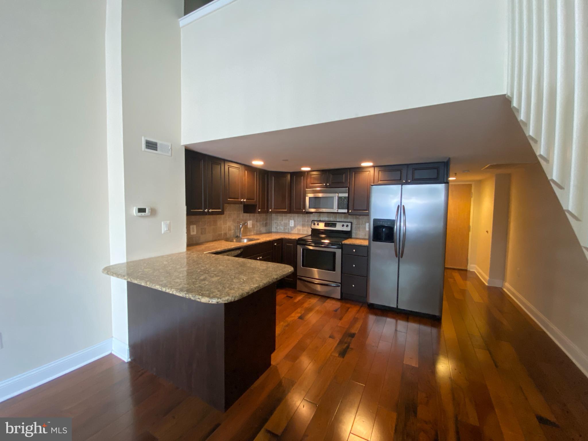 GRADUATE HOSPITAL - Residential Lease