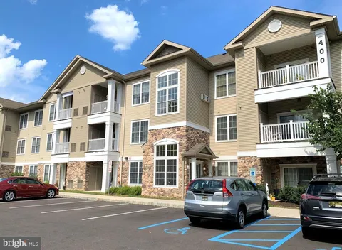 MLS: NJCD2093858