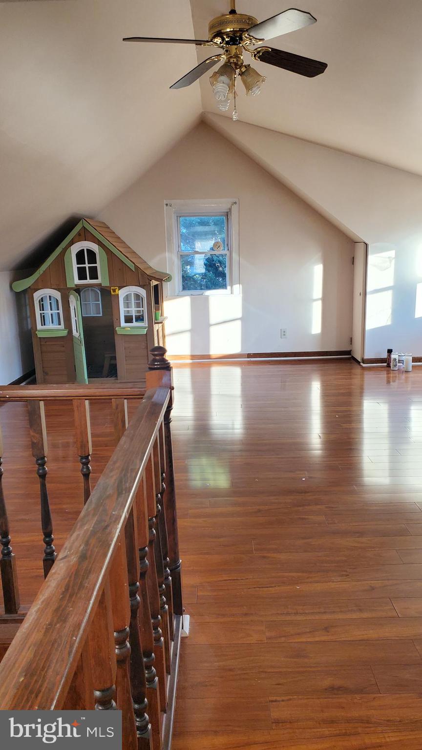 HILLTOP - Residential