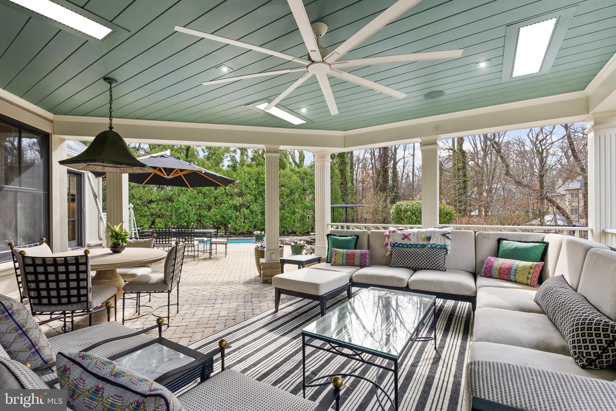 LONGWOOD - Residential