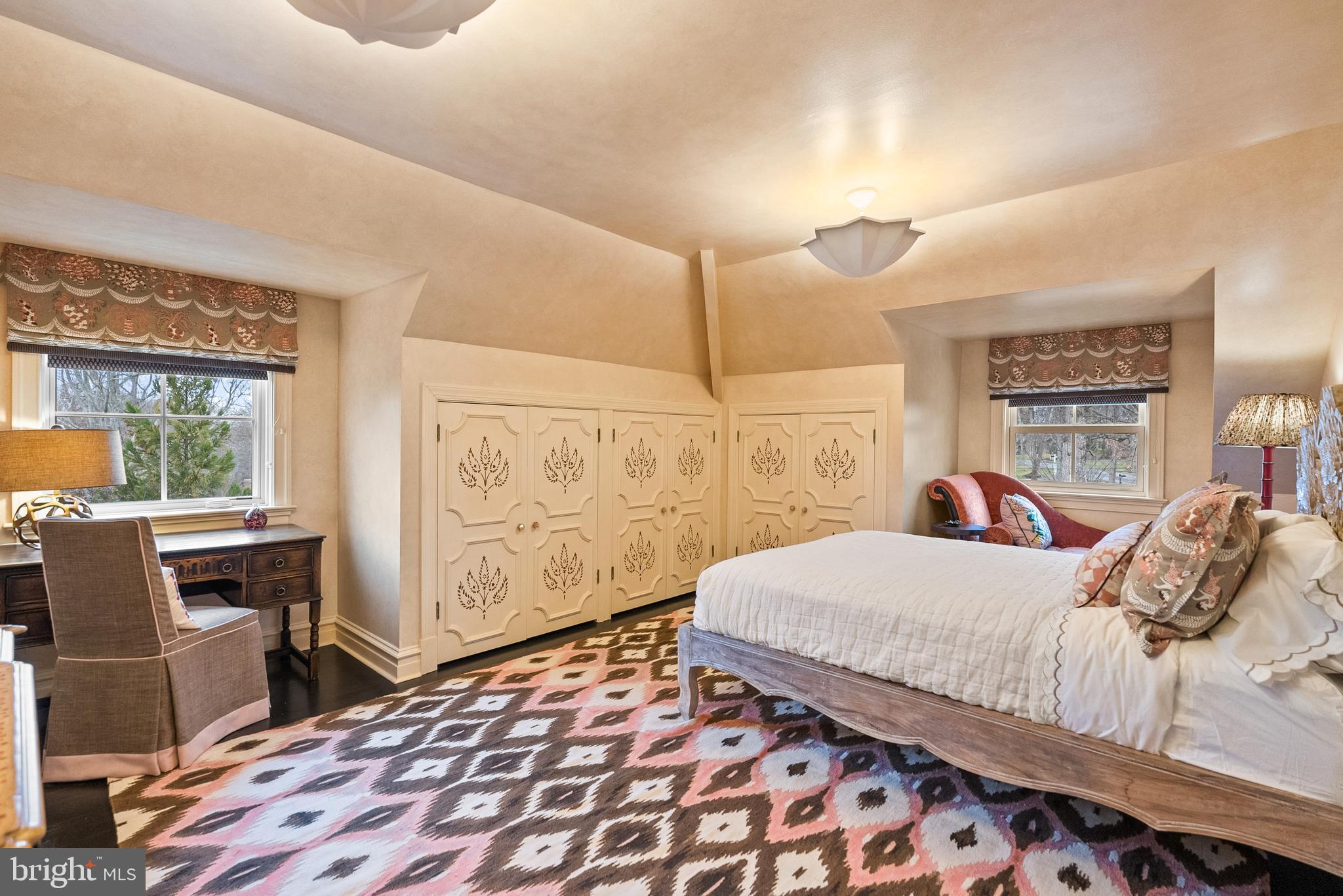 LONGWOOD - Residential