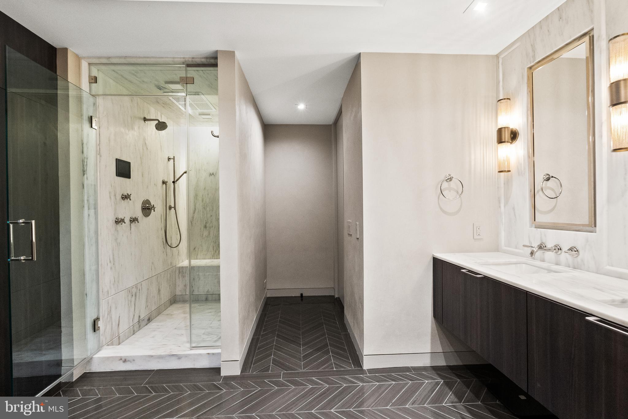 LONGWOOD - Residential