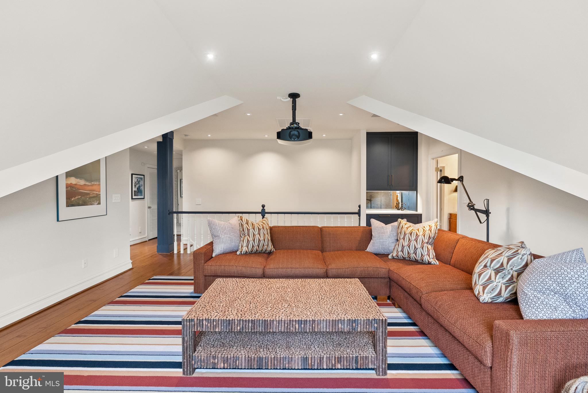 LONGWOOD - Residential