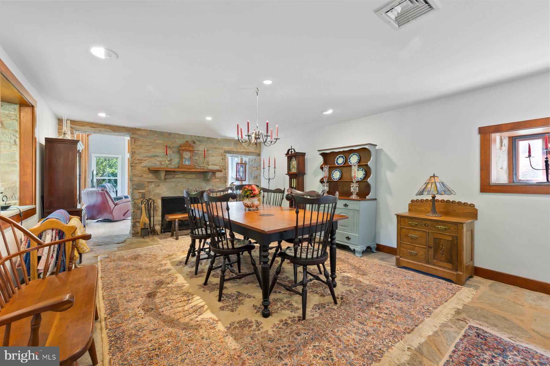 HAWLINGS RIVER ESTATES - Farm