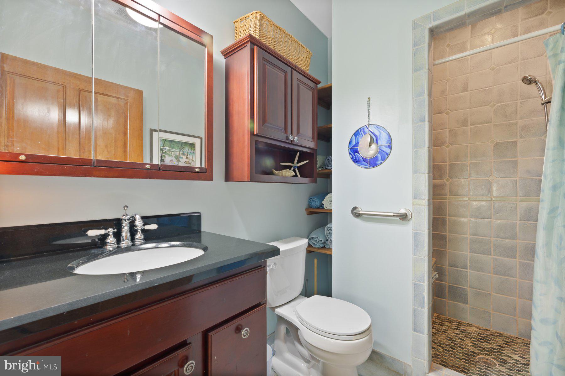 HAWLINGS RIVER ESTATES - Farm