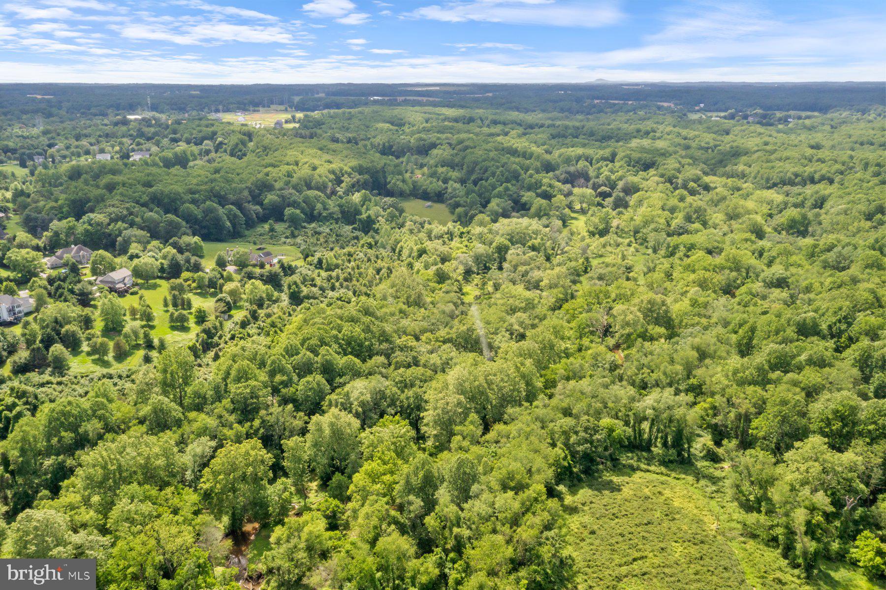 HAWLINGS RIVER ESTATES - Farm