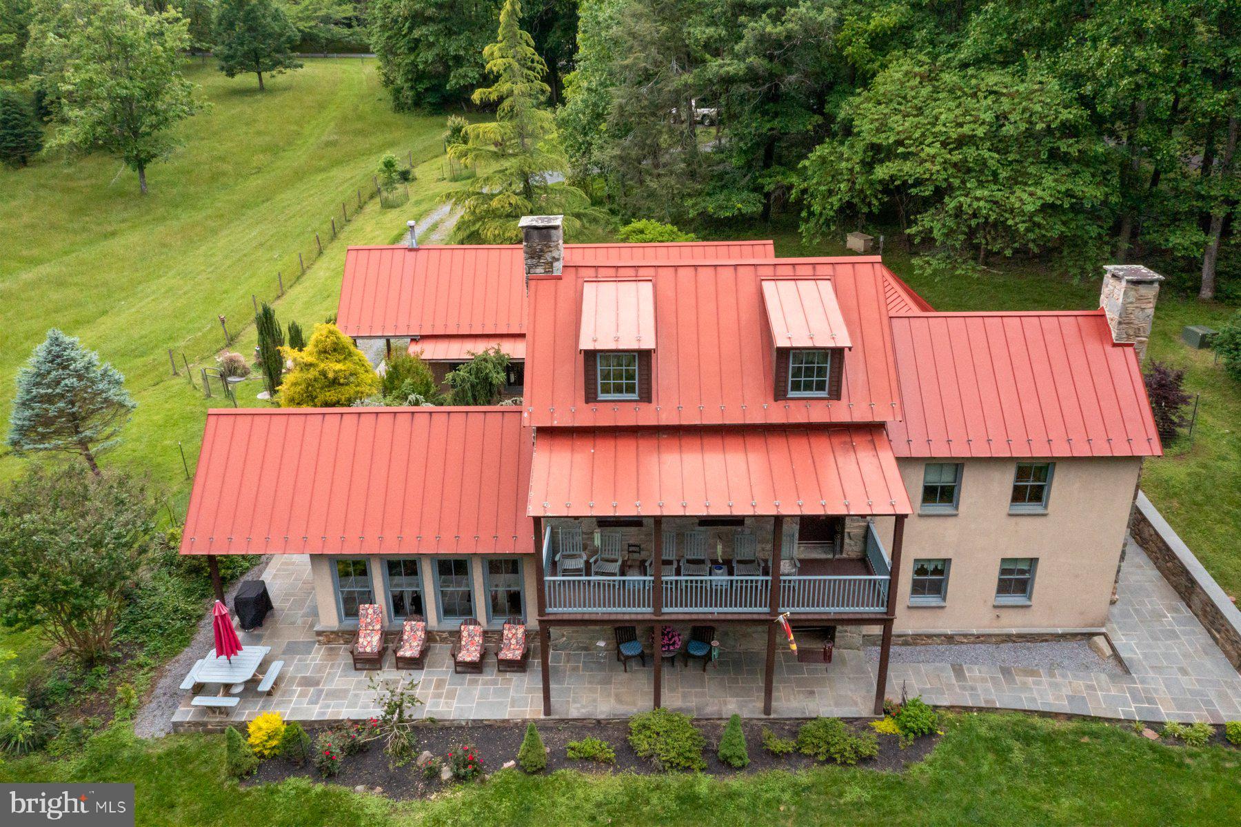 HAWLINGS RIVER ESTATES - Farm