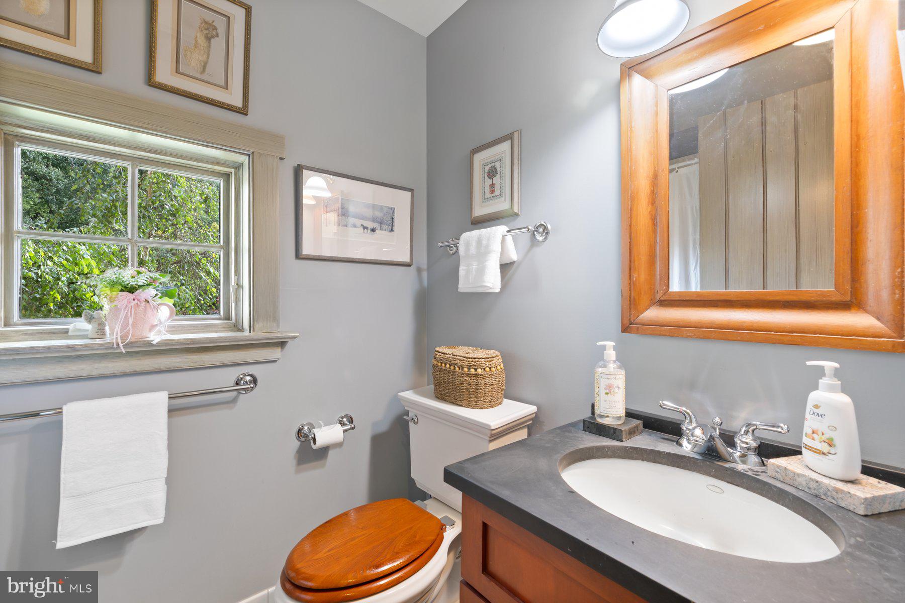 HAWLINGS RIVER ESTATES - Farm