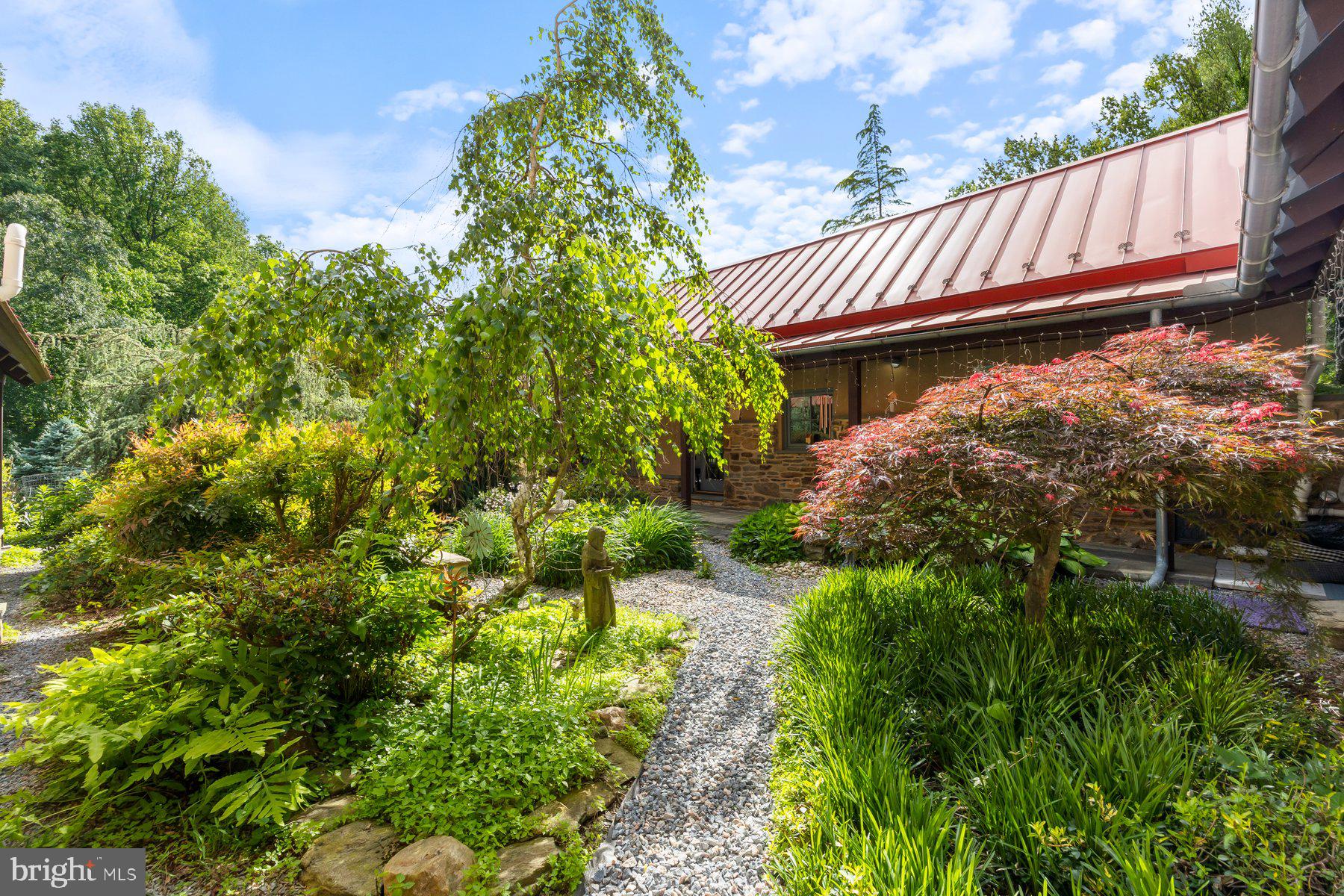 HAWLINGS RIVER ESTATES - Farm