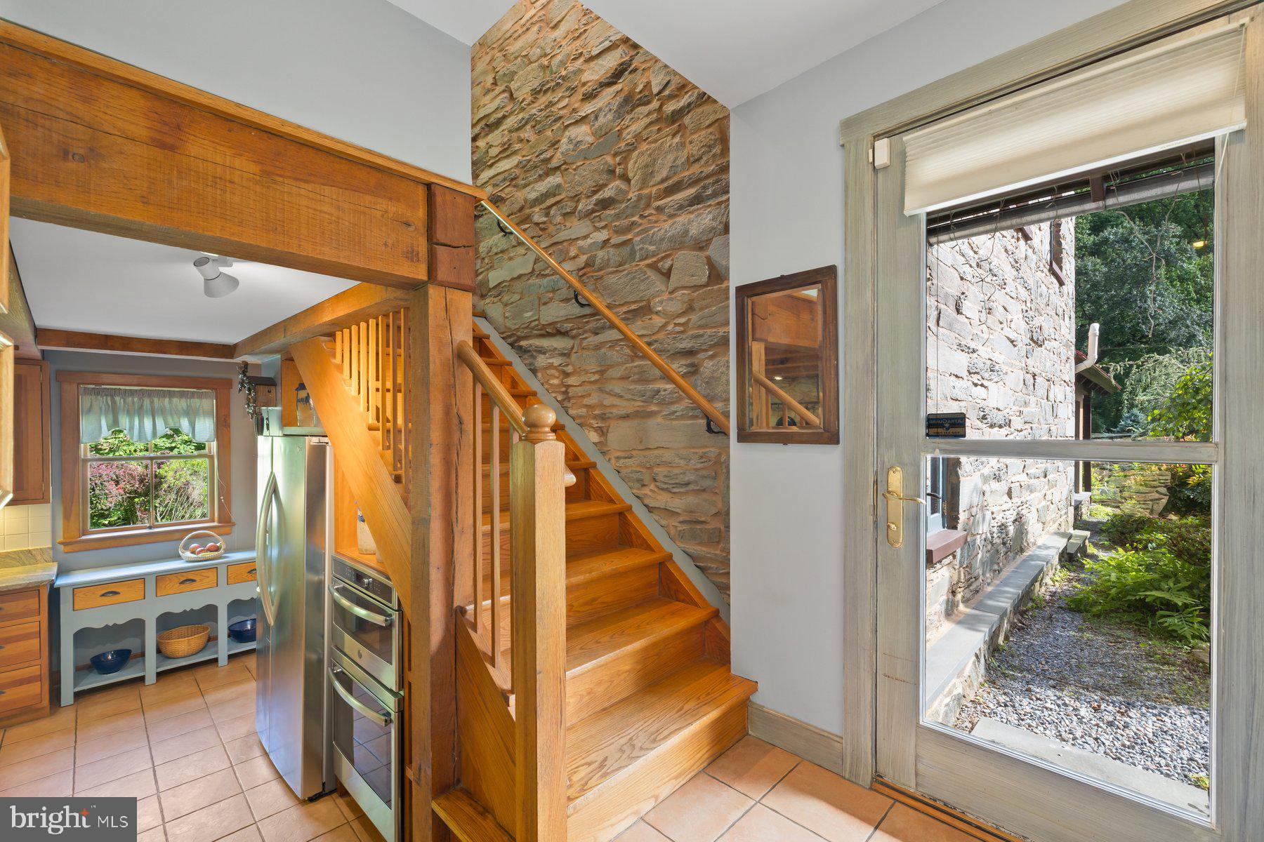 HAWLINGS RIVER ESTATES - Farm