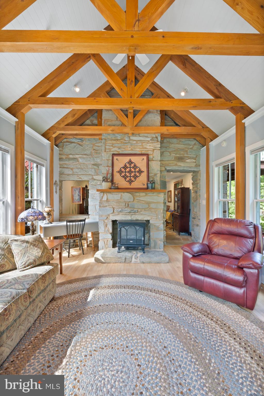 HAWLINGS RIVER ESTATES - Farm