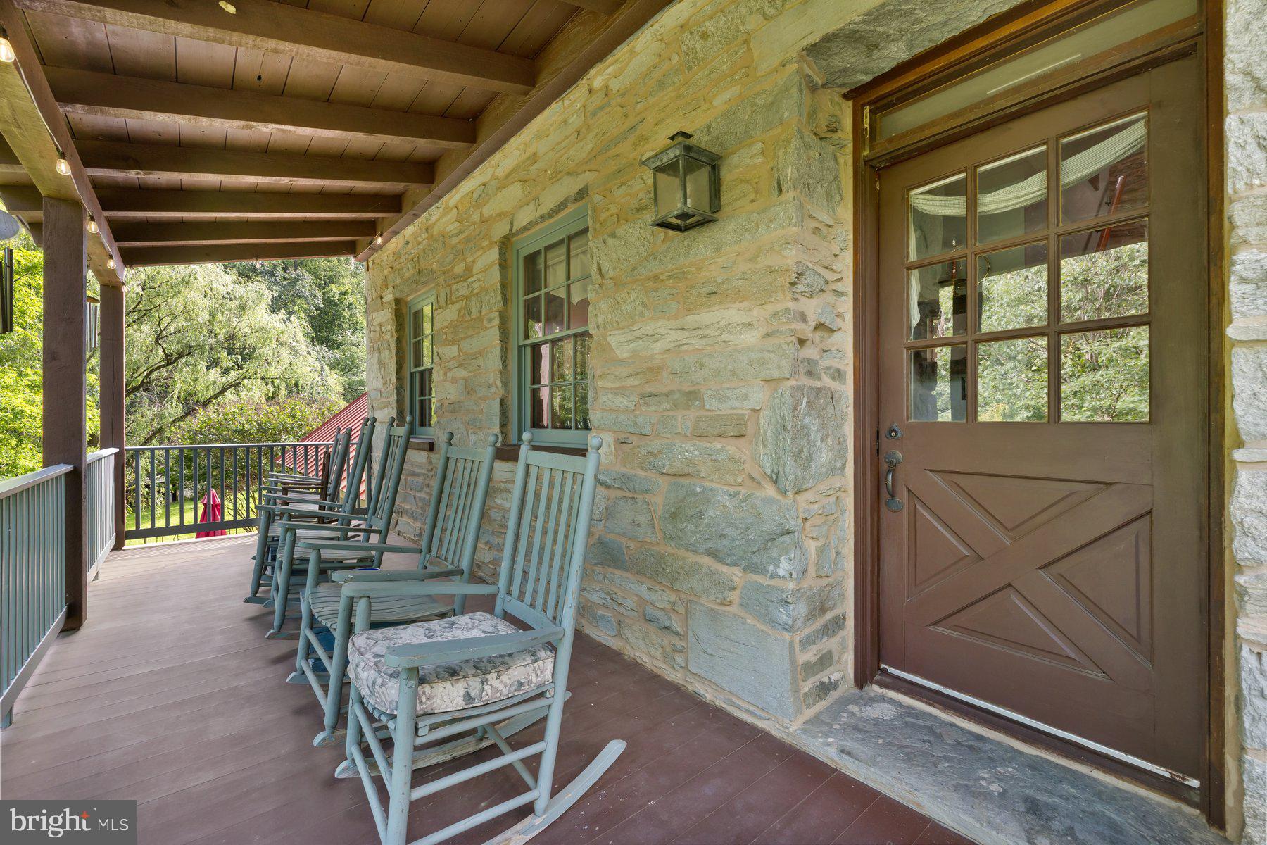 HAWLINGS RIVER ESTATES - Farm