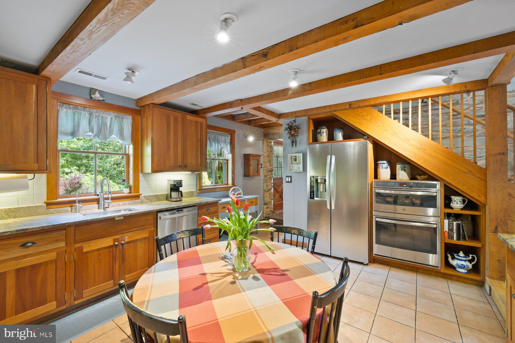 HAWLINGS RIVER ESTATES - Farm