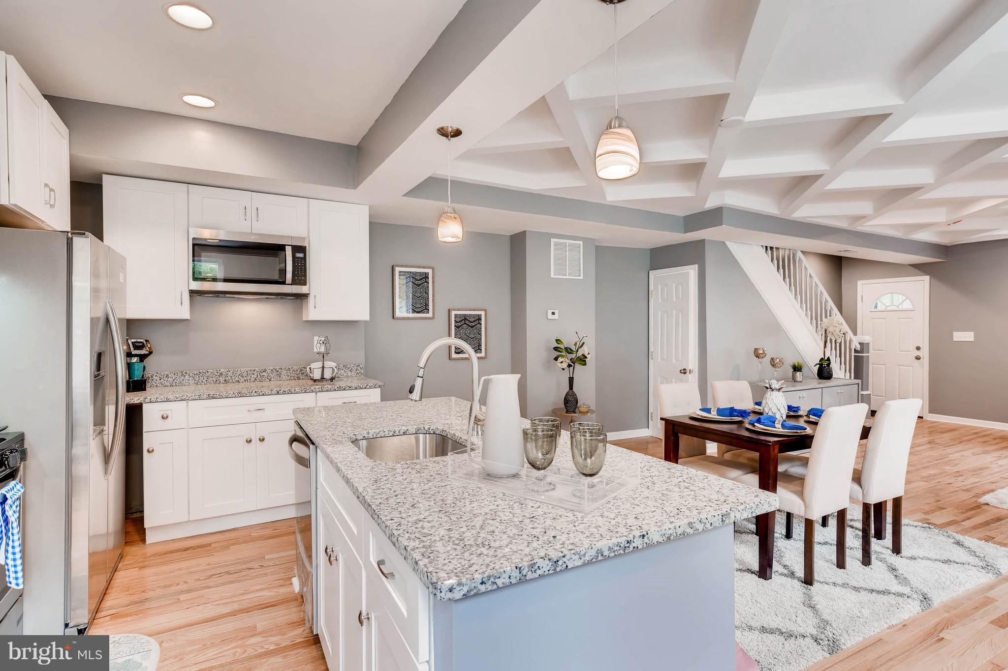 PARK CIRCLE - Residential